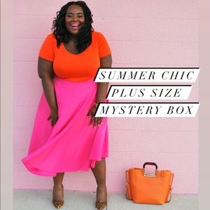 SUMMER CHIC PLUS SIZE MYSTERY BOX • 5 PIECES